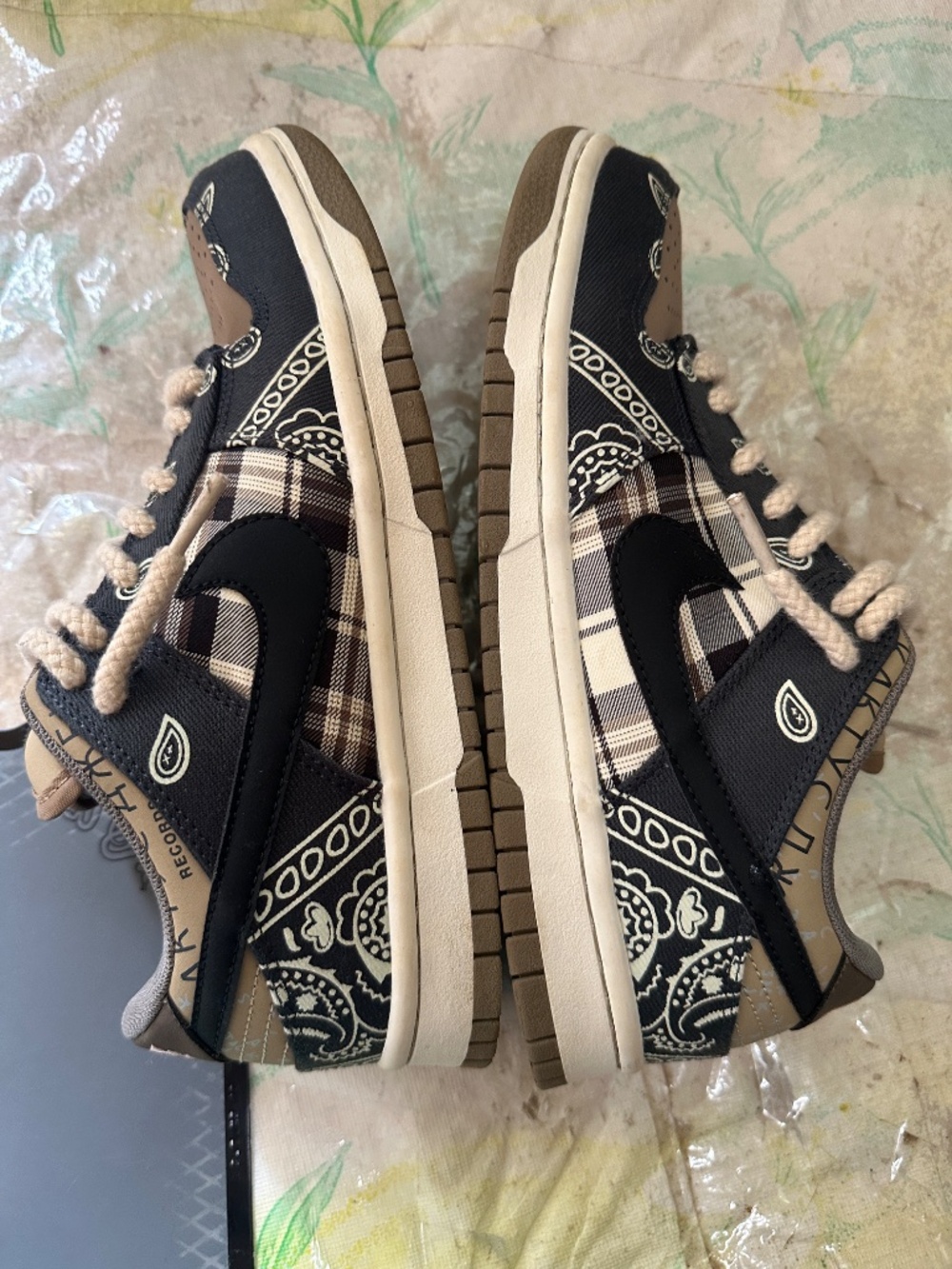 Nike SB Dunk Low Travis Scott Men’s Size 8.5 Cactus Jack CT5053 001 Premium QS - Picture 4 of 16